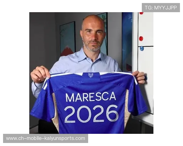 切尔西战术革新见效，教练组获赞